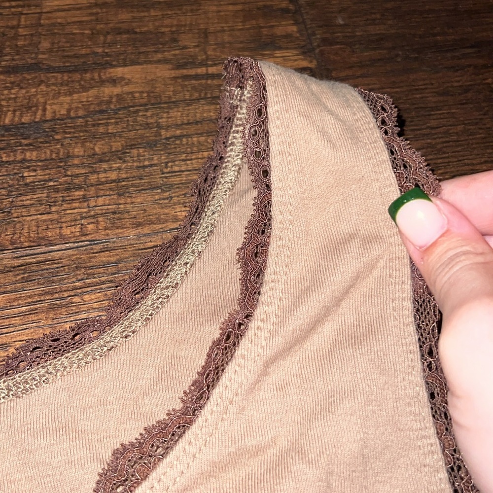 Tank top - Picture 2 of 2